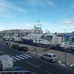 33 m2 face au port de Sète, Centre ville